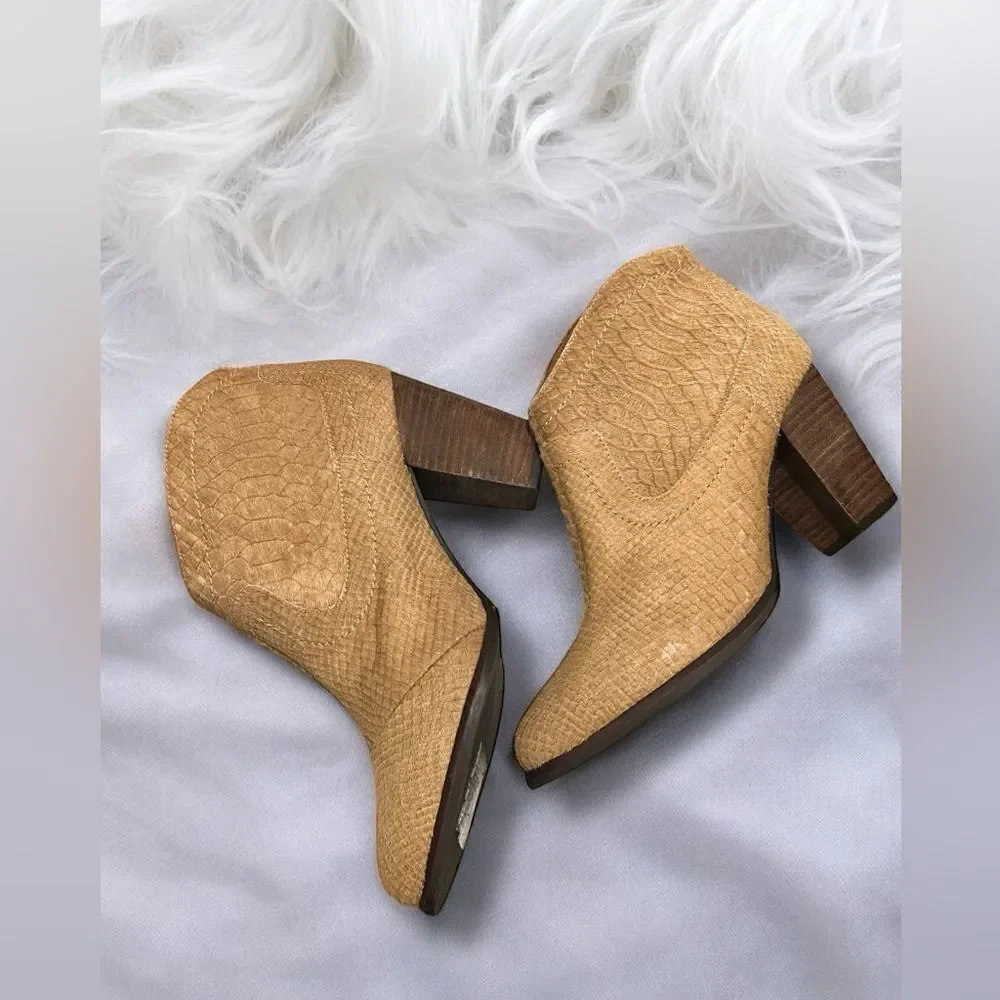🔥 UGG Calf Hair Charlotte Embossed Bootie Boots Size 9.5 EU 40.5